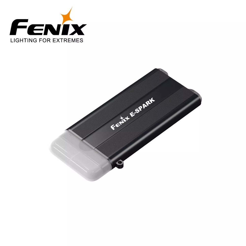 Fenix E-SPARK er en oppladbar minilykt med nøkkelringfeste og powerbank-funksjon.